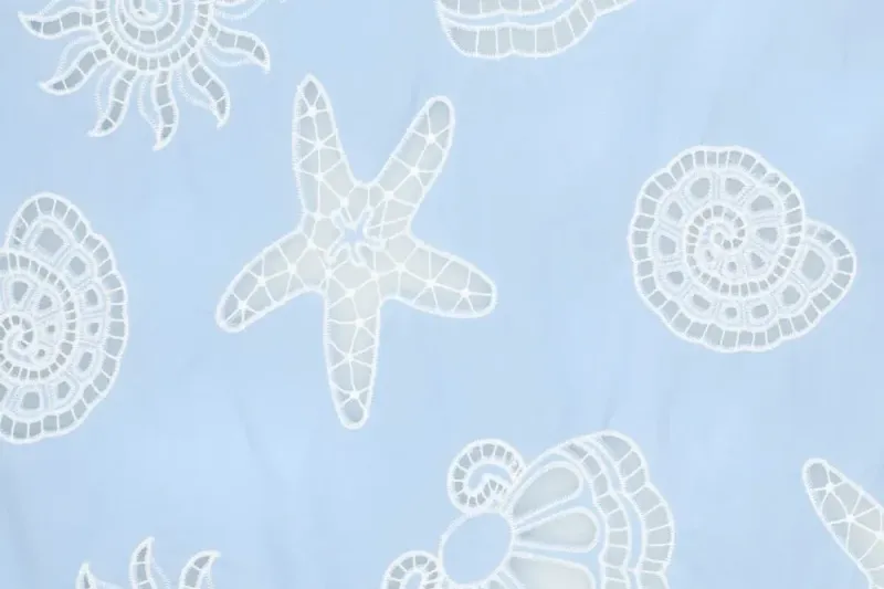 Poplin-katoen-stof-opengewerkt-geborduurde-zeedieren-p675