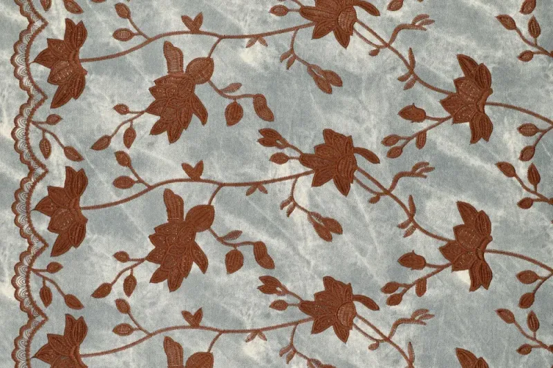 Waxed-denim-stof-leatherlook-geborduurde-bloemen-p699