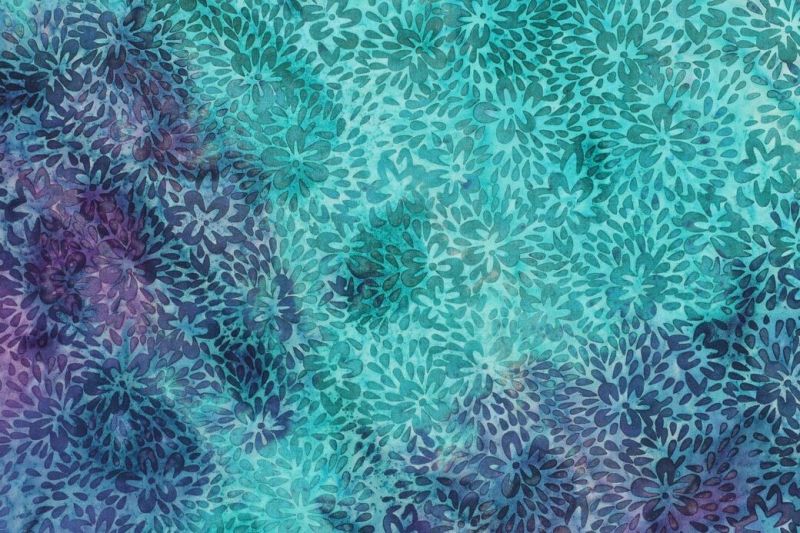 Batik-viscose-stof-grafische-bloemenprint-P183