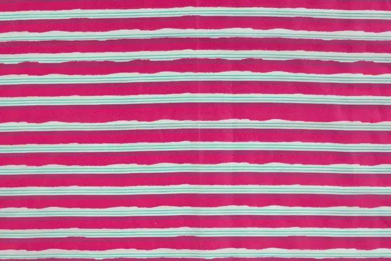 Batik-poplin-stof-streep-motief-P413