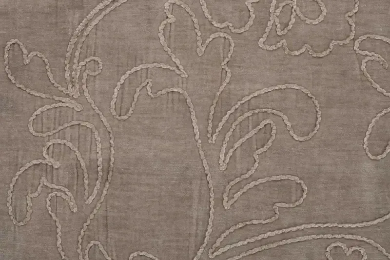 Geborduurde-chenille-bengaline-stof-geborduurde-bladeren-p1051