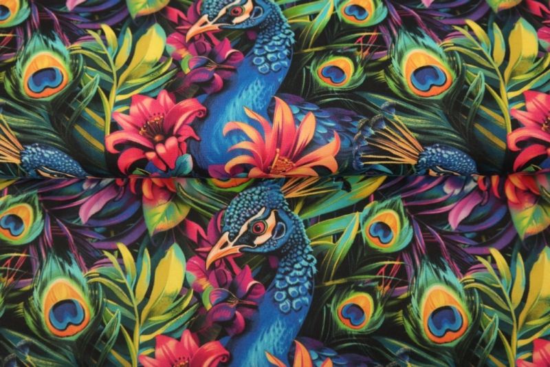 Stenzo-viscose-stof-pauwenveren-bloemenprint-y510