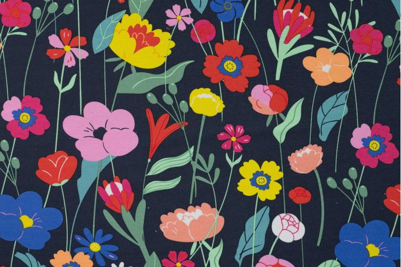 French-terry-stof-bloemen-print-qj36