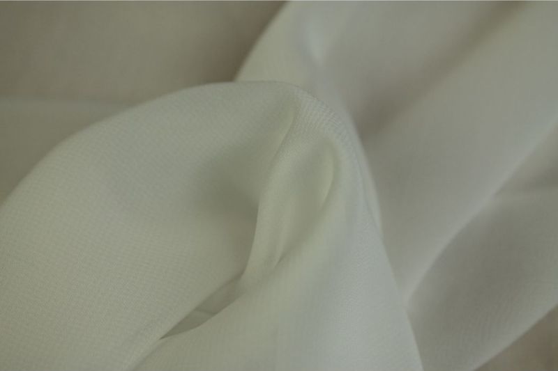 Voile chiffon stof, crème. VC002A-1