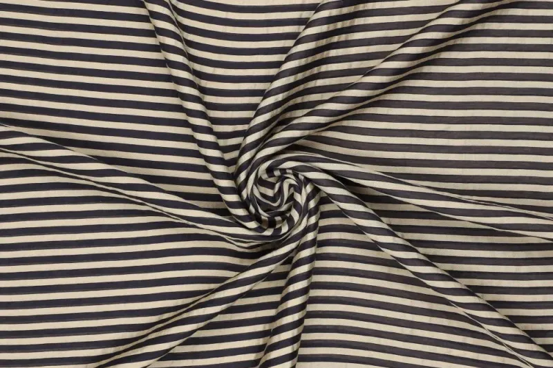 Tencel-stof-streep-P1084