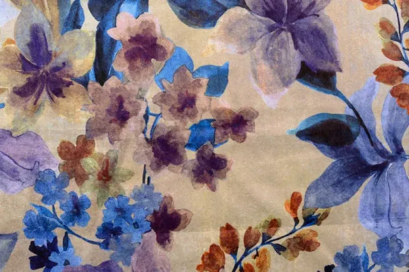 Fluweel stof, bloemen print, blauw/paars/crème, P989-1