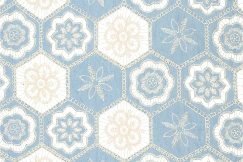Geborduurde-katoen-stof-in-hexagon-motief-y398