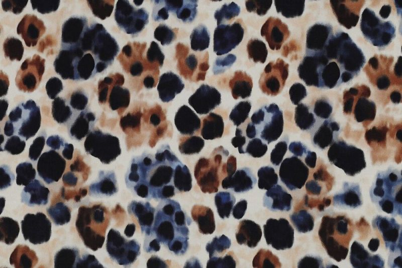 Viscose-satijn-stof-digitale-panterprint-p660