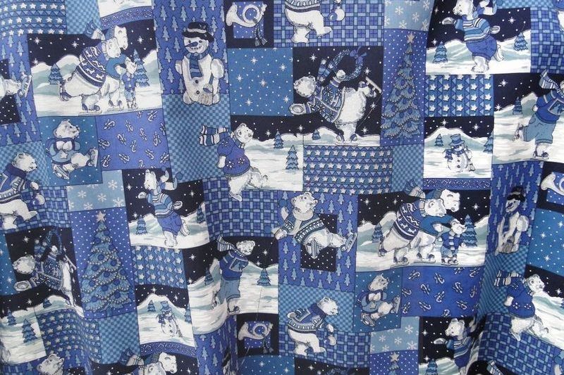 Kerst katoen K030 ijsbeer in vakken all-over blauw