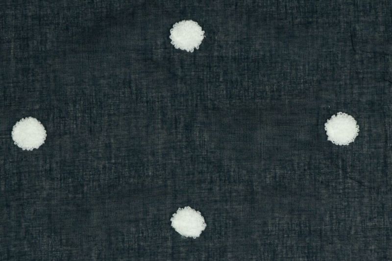 Katoen-voile-stof-stippen-c176