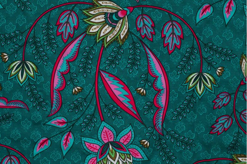 Viscose-voile-stof-etnische-bloemenprint-p641