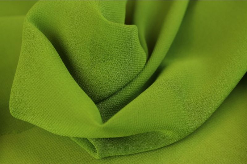 Voile chiffon stof, olijfgroen. VC010A-1