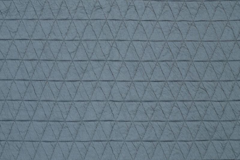 Gestept-relief-dubbeldoek-jersey-stof-driehoekjes-oud-blauw-a0527