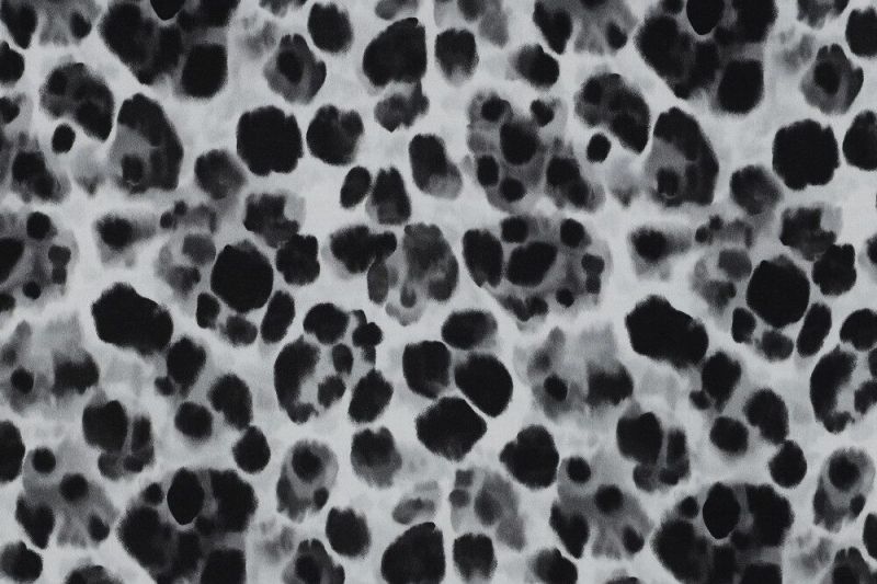 Viscose-satijn-stof-panterprint-P020