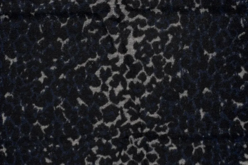 Mantel-stof-geweven-en-geruwd-panter-print-y857