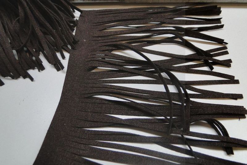 Webshop aanbieding : Franjeband suedine donkerbruin