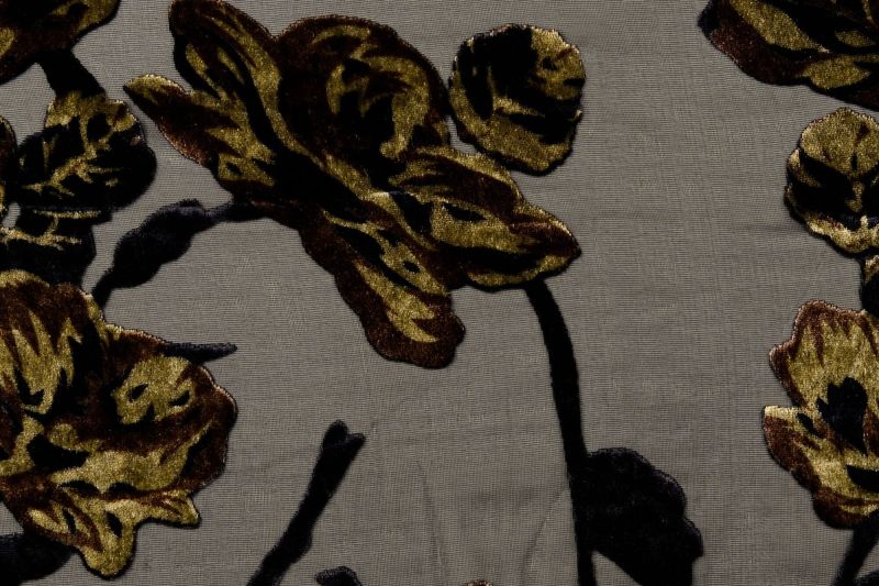Voile-stof-fluwelen-bloemen-y790