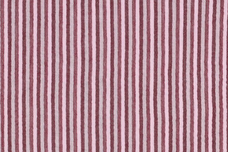 Double gauze stof, garengeverfde streep print, rood/roze. A.171-1