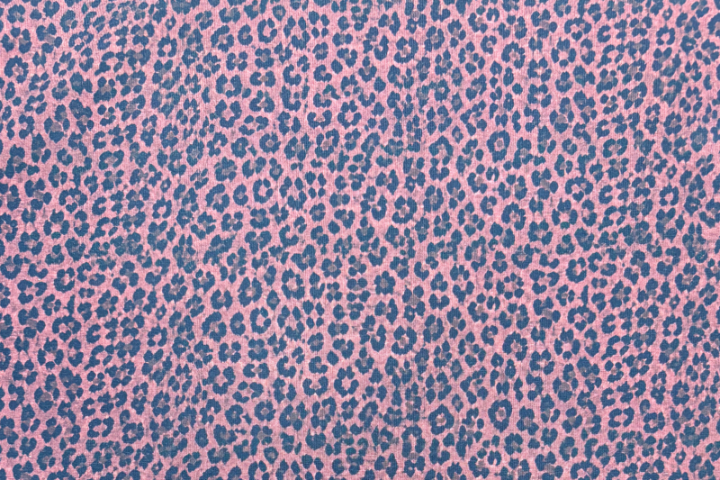 Tricot katoen stof, panter print, rood/zwart. Actie31-1