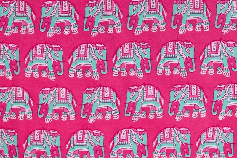 Batik-poplin-stof-olifanten-P414