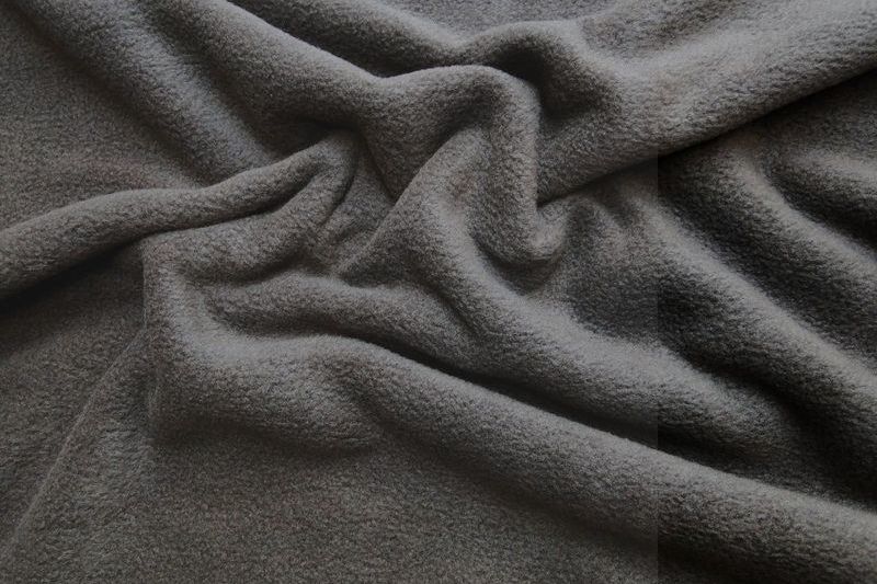 Fleece stof donkerbruin. FL058