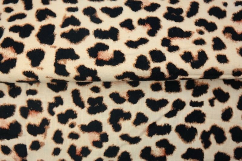 Stenzo-viscose-linnen-stof-panterprint-y524