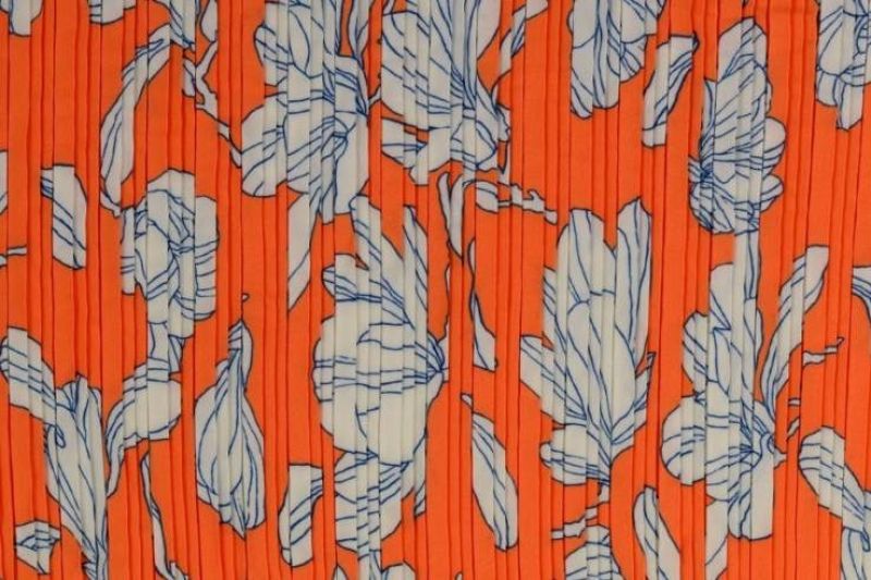 Q4155-plissee-stof-bloemen-oranje-wit