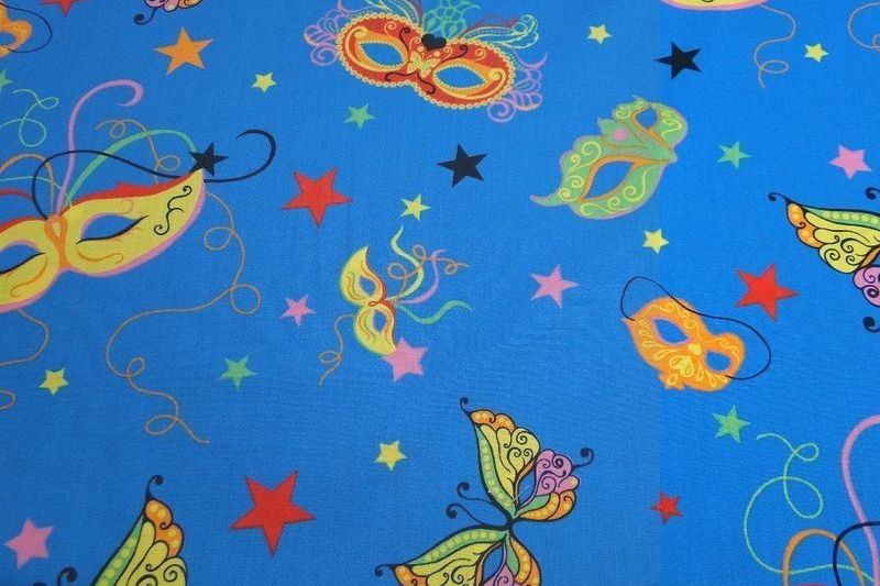 Katoen stof blauw met maskers print