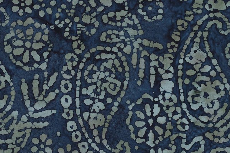 Batik-viscose-stof-grote-paisley-print-d0738