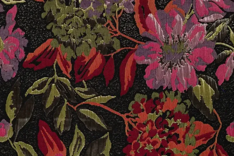 Jacquard-glans-stof-bloemen-met-blad-P645