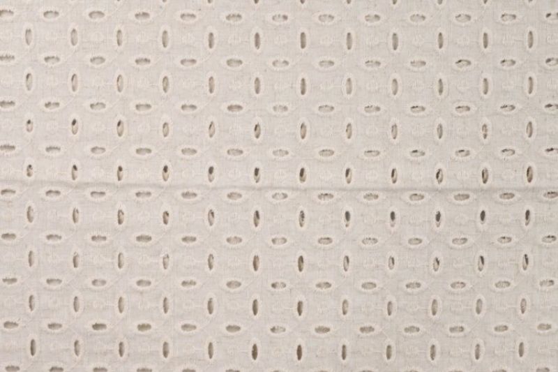Linnen-melange-stof-broderie-y150