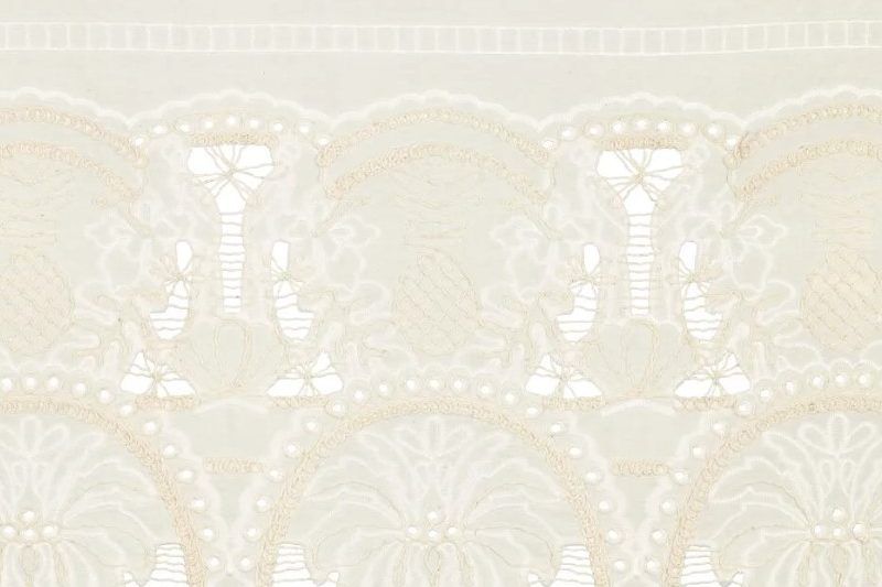 Embroidery-blanchette-stof-roomwit-x1386