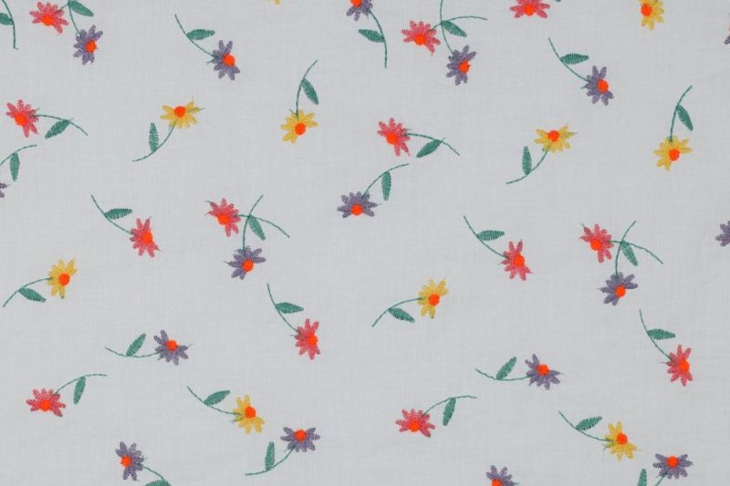 Broderie-katoen-voile-stof-bloemen-y03