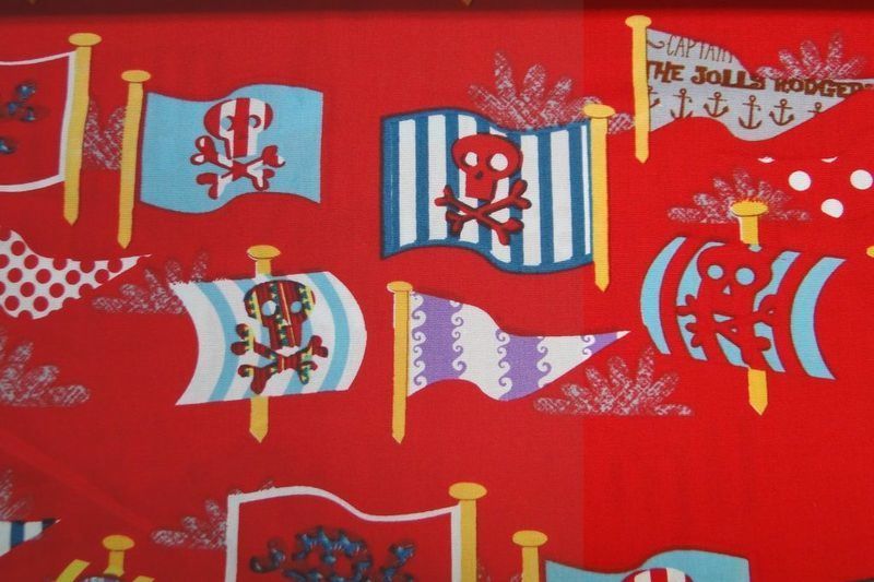 dapper katoen stof rood piratenvlag print A0753