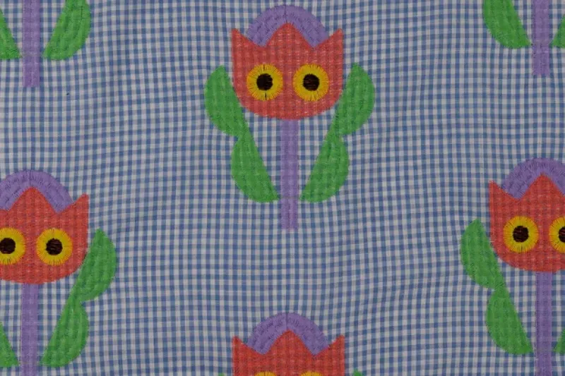 Katoen-poplin-stof-ruit-geborduurde-bloem-p724