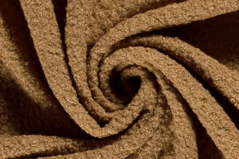 Boucle-stof-camel-y671