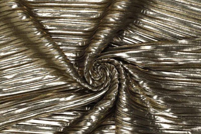 Plisse-stof-metallic-lizzy-goud-x1279
