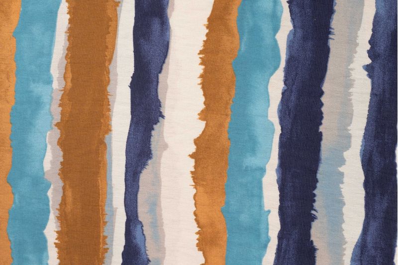 Soepel-vallende-viscose-stof-streep-motief-y161