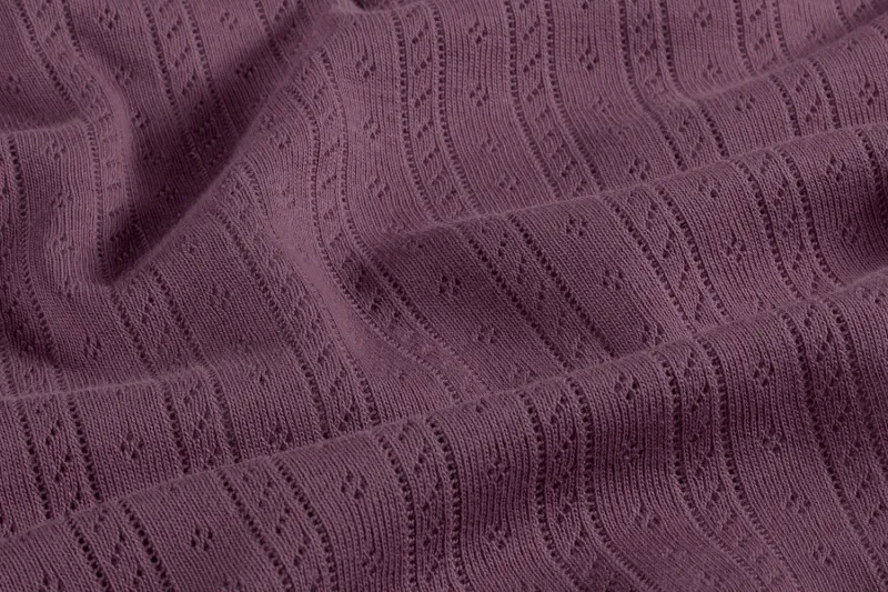 Fijne-ajour-katoen-jersey-stof-mauve-y859