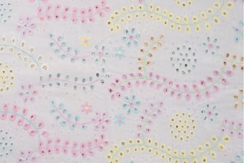 Broderie-stof-qjutie-qj33