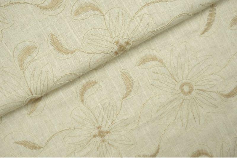 Viscose-linnen-stof-bloemen-met-blad-motief-p564