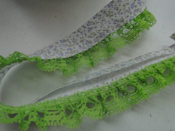 Biasband ecru bloem lila + groen kant lime , B010 - Afbeelding 2