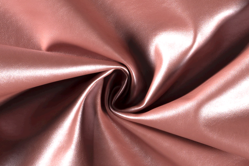 Skai stof, leather look, glanzend, donker zalm roze. LL014 - Stoffendorp