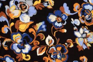 Viscose-twill-stof-sierlijke-bloemen-a0447