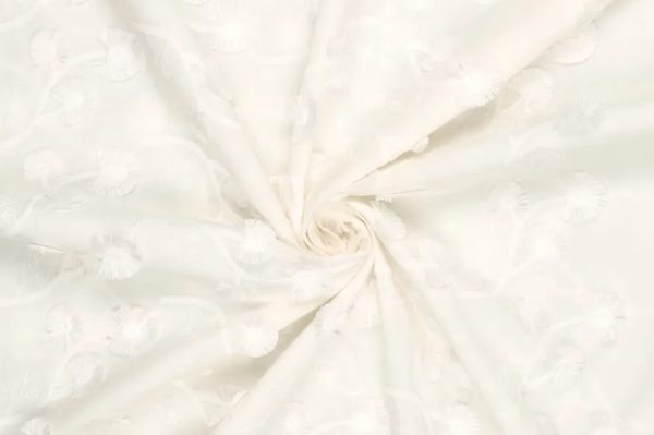 Broderie-stof-blaasbloempjes-print-x331-2