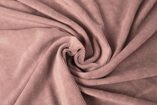 Fijne-velours-rib-stof-oudroze-x409