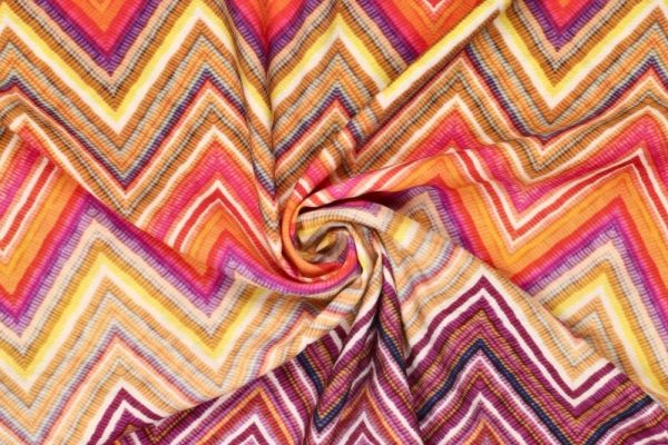 Viscose-stof-digitale-zigzagprint-d0604-2