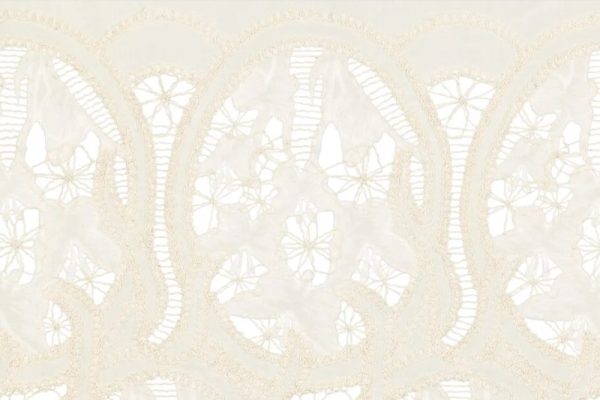 Embroidery-blanchette-stof-vlinder-motief-x1387