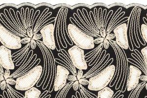 Embroidery-stof-anouk-bloemen-motief