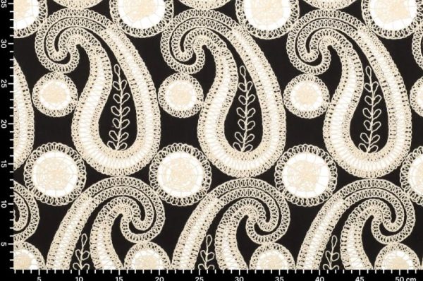 Embroidery-stof-paisleyprint-x1391-3